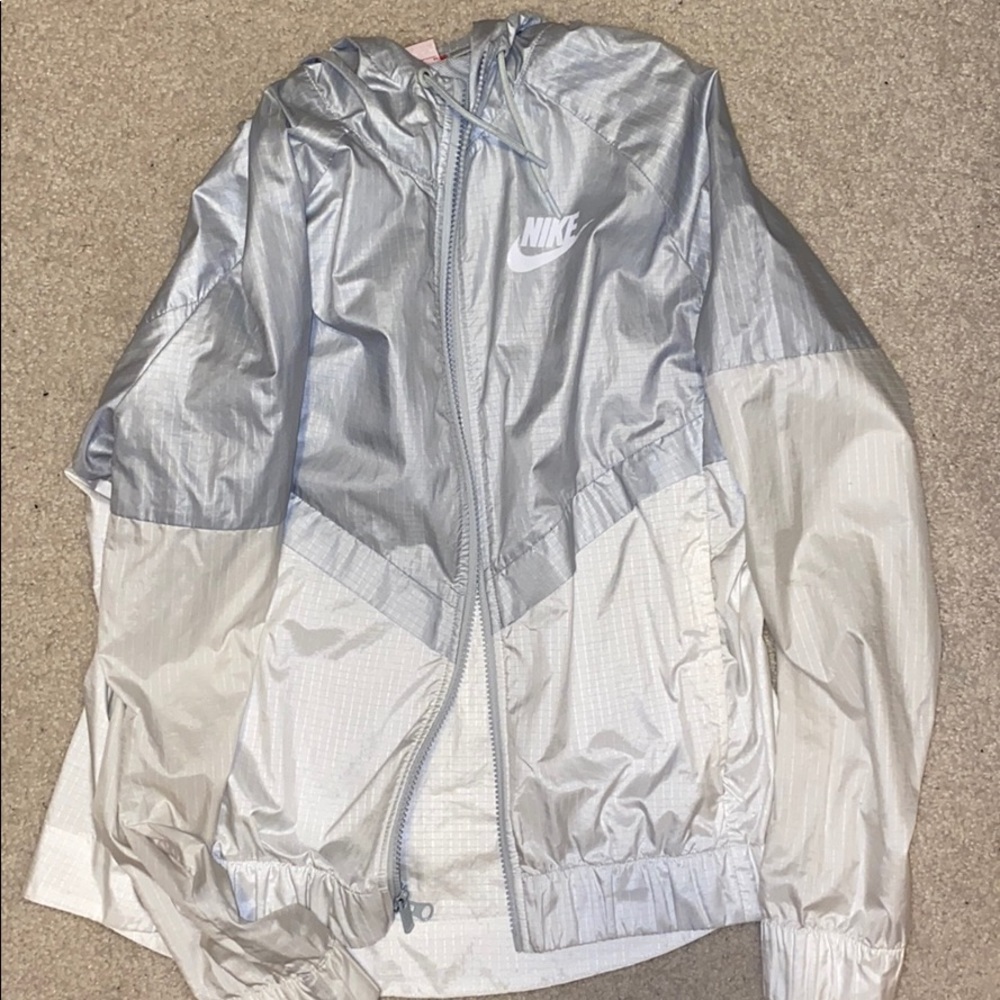 Hooded Nike Windbreaker